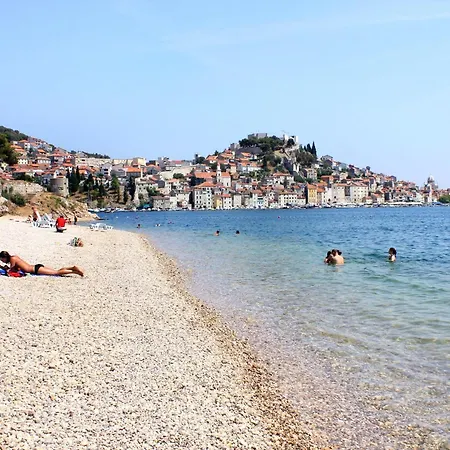Lägenhet With Parking Space - 23791 Šibenik